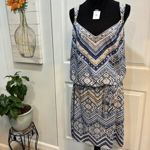 White House Black Market  MJ Print Dress